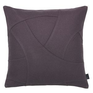 By Lassen Flow Tyyny Plum 50x50 Cm