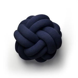 Design House Stockholm Knot Tyyny Merensininen