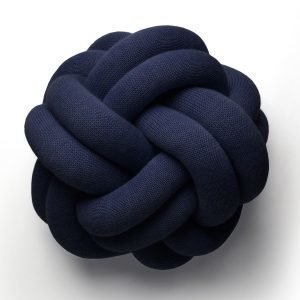 Design House Stockholm Knot Tyyny Merensininen