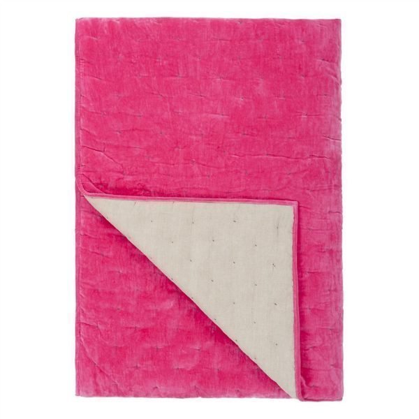 Designers Guild Sevanti Fuchsia Quilt 240x260 Cm