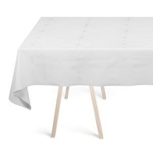 Georg Jensen Damask Finnsdottir Pöytäliina Valkoinen 140x205 Cm