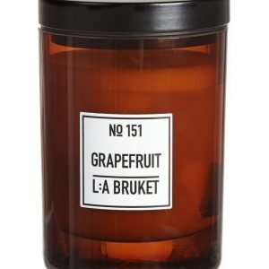 L:A Bruket No 151 Grapefruit Tuoksukynttilä