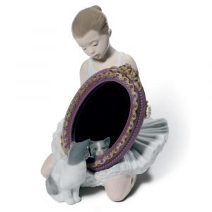 Lladro A Purr Fect Reflection