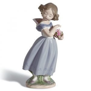 Lladro Adorable Innocence