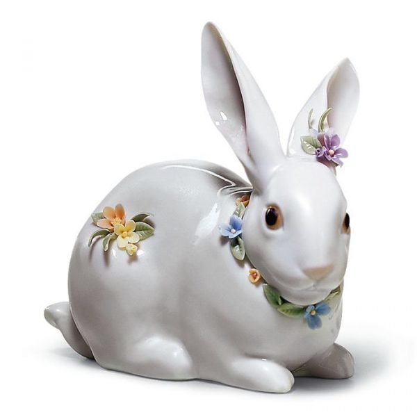Lladro Attentive Bunny With Flowers