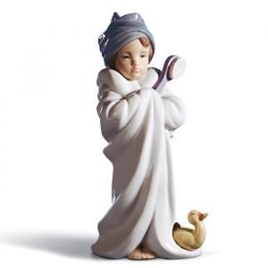 Lladro Bundled Bather