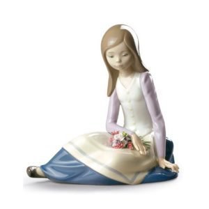 Lladro Contemplative Young Girl