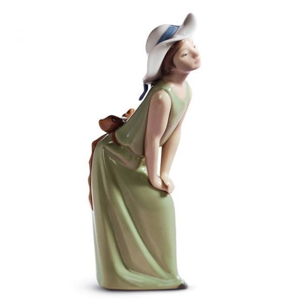 Lladro Curious Girl With Straw Hat