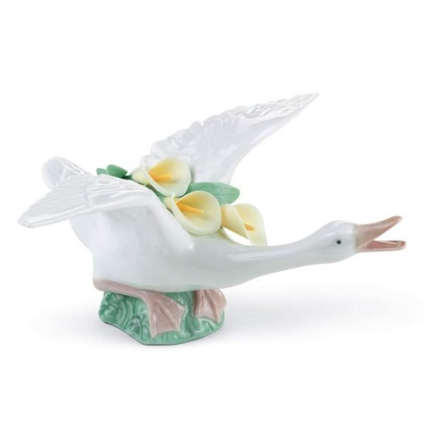 Lladro Flying Duck With Yellow Lillies