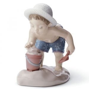 Lladro Playing In The Sand