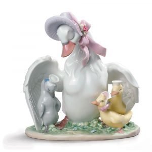Lladro The Ugly Duckling