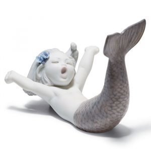 Lladro Waking Up At Sea