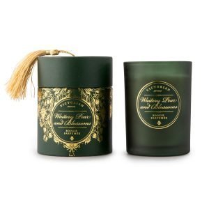 Victorian Sense Tasselbox Tuoksukynttilä Pear & Blossoms