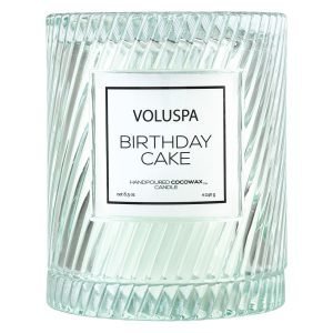 Voluspa Macaron Tuoksukynttilä Birthday Cake 55 H